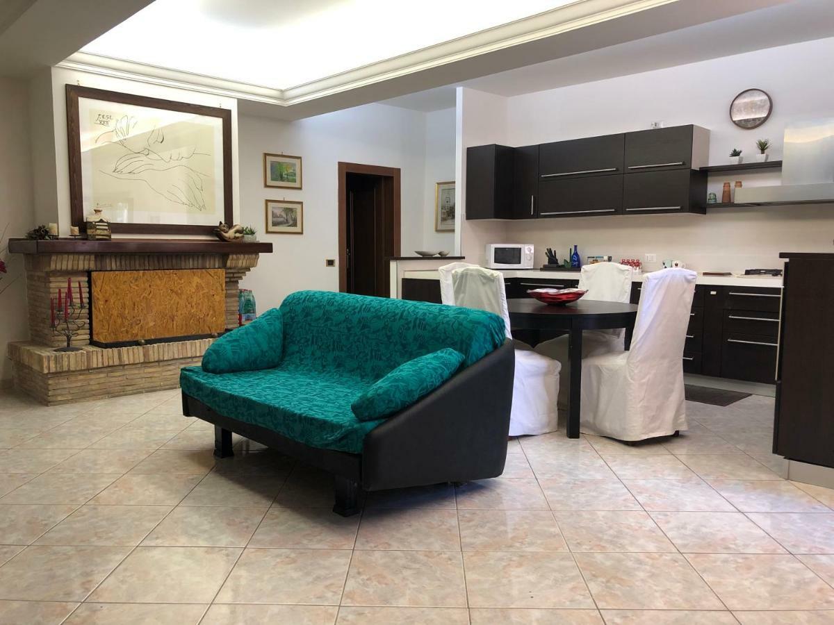 La Residenza Dei Papi Villa Papigno ภายนอก รูปภาพ