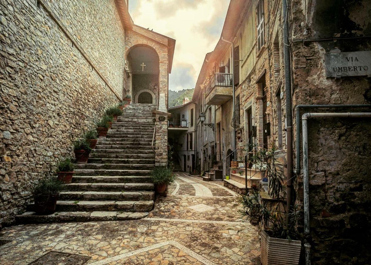 La Residenza Dei Papi Villa Papigno ภายนอก รูปภาพ