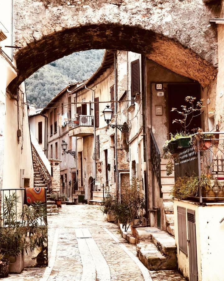 La Residenza Dei Papi Villa Papigno ภายนอก รูปภาพ